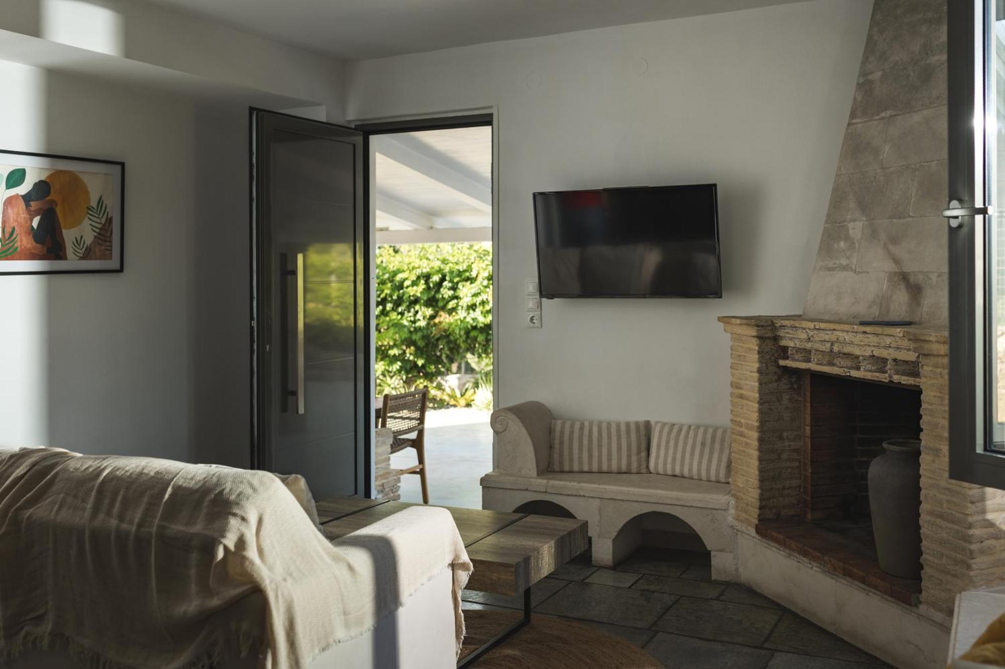 Binios Villa - Private Pool, Walking Distance From The Beach Ανω Βασιλικος Εξωτερικό φωτογραφία
